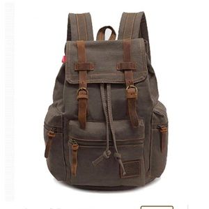 Men’s Vintage Ecocity backpack in gray. Ultimate man’s backpack.